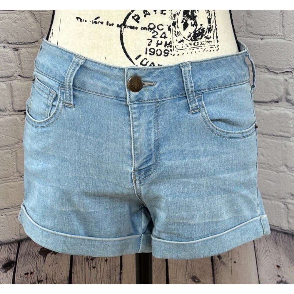 CP Jeans Junior’s Rolled Cuff Stretch Denim Shorts (Size 7)